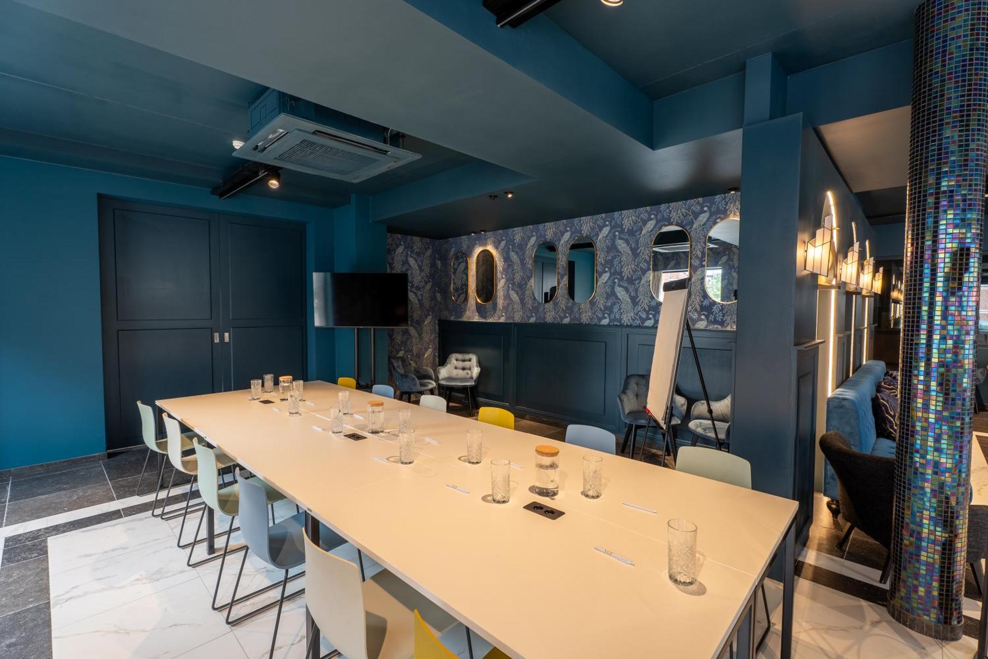 Ibis Styles Hasselt City Centre Экстерьер фото