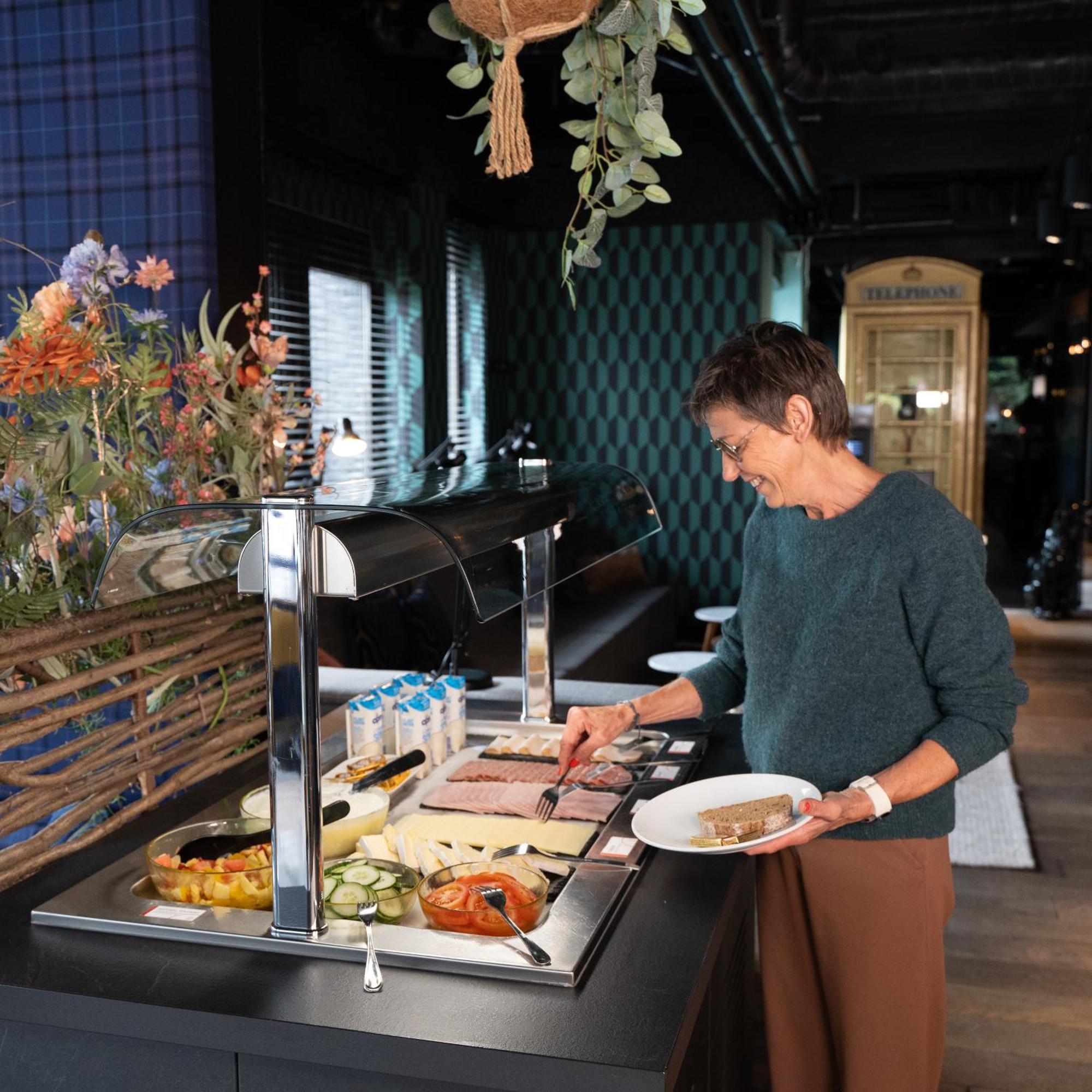 Ibis Styles Hasselt City Centre Экстерьер фото